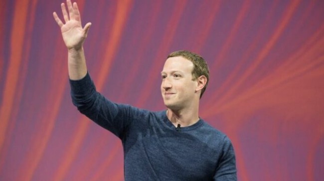 Facebook’un kurucusu Zuckerberg ışınlanma için tarih verdi