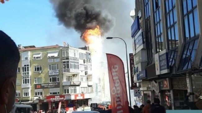 İstanbul’da 6 katlı dershanede yangın