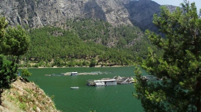 Özer: Karacaören’in kirli suyu Antalya halkına içirilmek isteniyor