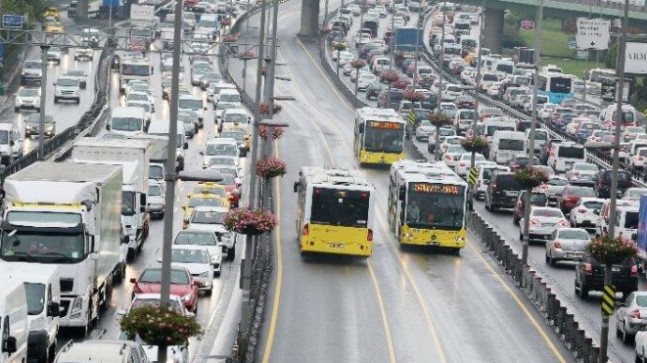 Son dakika… İstanbul’da toplu taşımadaki yaş sınırlaması kalktı
