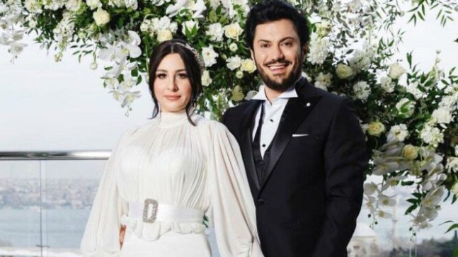 Yasemin Sakallıoğlu ve Burak Yırtar evlendi
