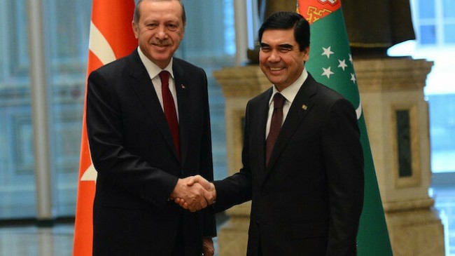 Cumhurbaşkanı Erdoğan Türkmenistan Cumhurbaşkanı ile görüştü